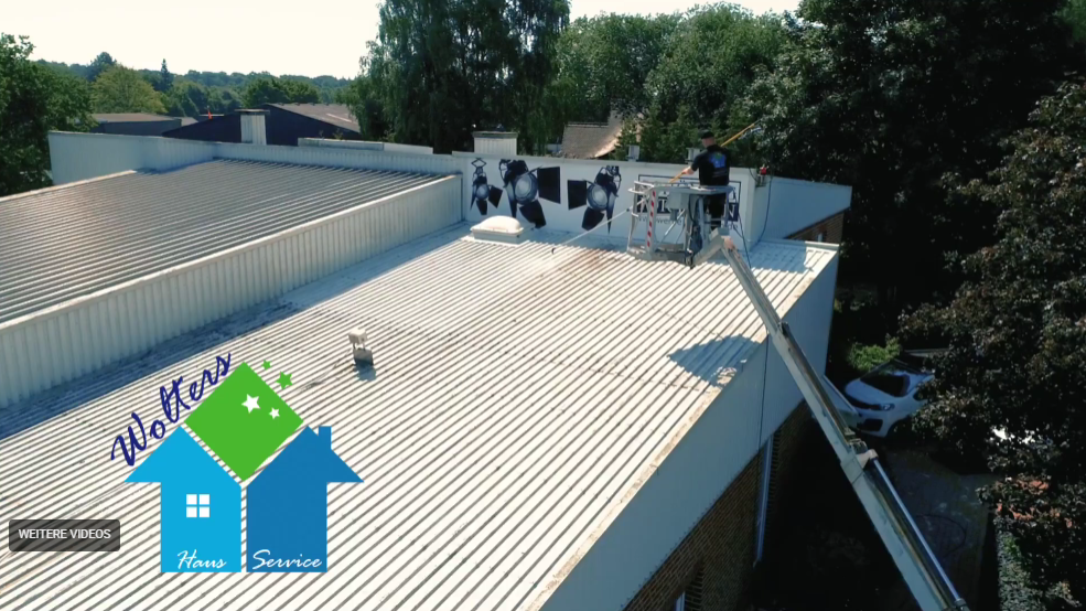 Vorschaubild des Videos: Professionelle Dachreinigung im Landkreis Emsland